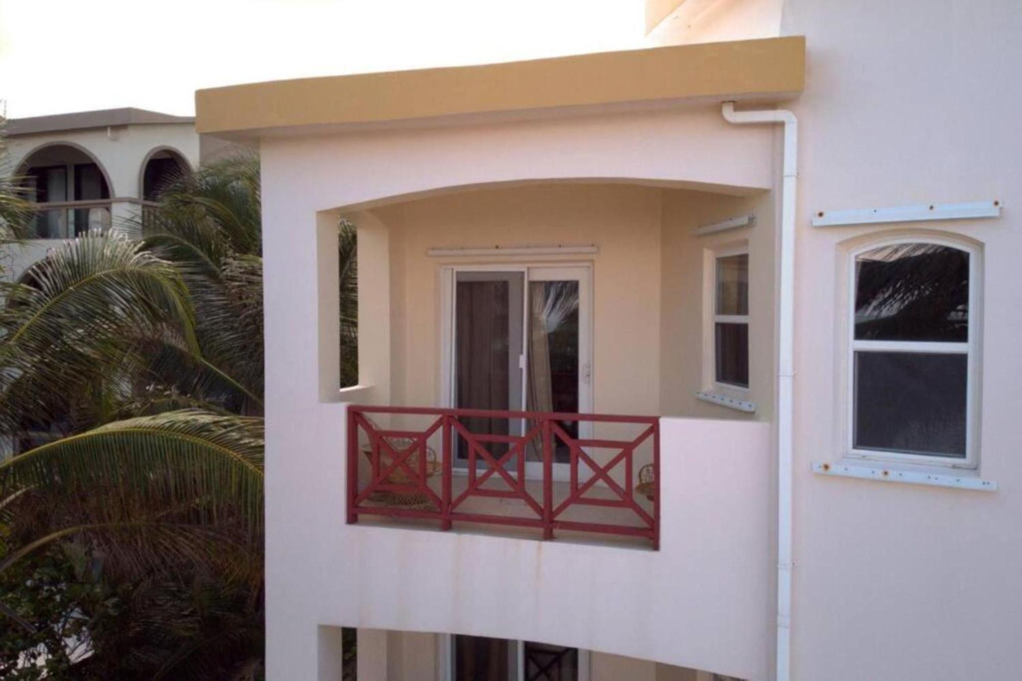 Miramar Villas Resort San Pedro  Eksteriør bilde